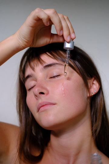 Damaged Skin Barrier vs Dehydrated Skin: How to Tell the Difference